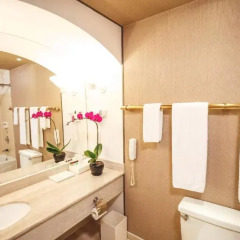 Regency Art Hotel Macau 4* Номер Премьер с двуспальной кроватью фото 8