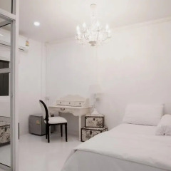 Meroom Hotel 3* Улучшенный номер с различными типами кроватей фото 10