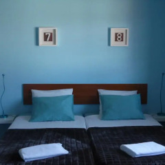 Отель Peniche Blue Wave Home комната для гостей