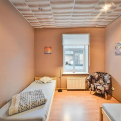 Central Hostel Кровать в женском общем номере с двухъярусной кроватью фото 2
