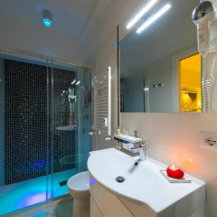 Отель Tiburtina Royal Suites ванная фото 2