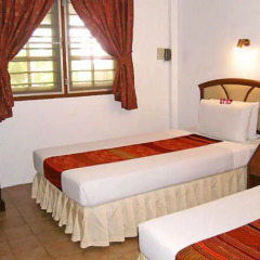 Отель Golden Sand Inn комната для гостей фото 5