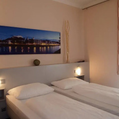Отель Altstadt Hotel Hofwirt Salzburg Австрия, Зальцбург - 1 отзыв об отеле, цены и фото номеров - забронировать отель Altstadt Hotel Hofwirt Salzburg онлайн комната для гостей фото 2