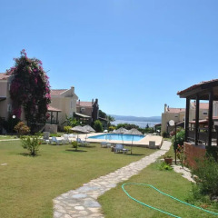 Yengeç Villas Турция, Чешме - отзывы, цены и фото номеров - забронировать отель Yengeç Villas онлайн бассейн