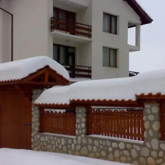 Отель Stoyanova Guest House Банско балкон
