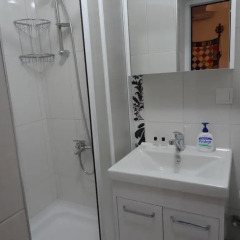 Отель Tulip Guesthouse 2* Стандартный номер с двуспальной кроватью фото 3
