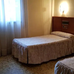 Hotel Reina Isabel Стандартный номер фото 3
