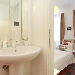 Отель Lucretia House Италия, Флоренция - отзывы, цены и фото номеров - забронировать отель Lucretia House онлайн ванная