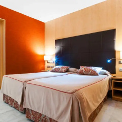 Отель Medinaceli 4* Стандартный номер с двуспальной кроватью фото 10