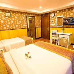 Отель Golden Rain 2 3* Улучшенный номер фото 15