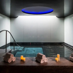 Four Seasons Hotel London at Park Lane бассейн