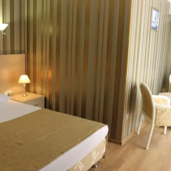 Мини-Отель У Заполярья 3* Люкс разные типы кроватей фото 15