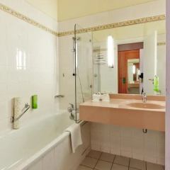 Отель Danubius Health Spa Resort Butterfly 4* Стандартный номер с различными типами кроватей фото 5