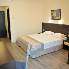 Hotel Burgas Free University Стандартный номер с разными типами кроватей фото 7