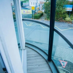 Отель Athletes Way House балкон