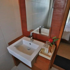 Mayura Hill Hotel & Resort ванная фото 2