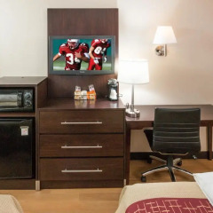 Отель Red Roof Inn PLUS+ Columbus-Ohio State University OSU 2* Улучшенный номер с различными типами кроватей