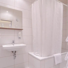 Отель Garden Hotel Германия, Нюрнберг - отзывы, цены и фото номеров - забронировать отель Garden Hotel онлайн ванная фото 2
