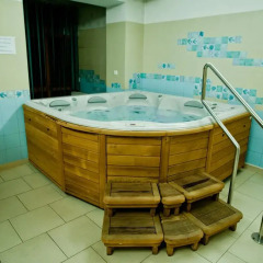 Отель OKW Parzenica бассейн