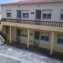 Отель Baleal Sol Alojamentos парковка