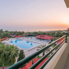 Miramare Beach Hotel Турция, Сиде - 1 отзыв об отеле, цены и фото номеров - забронировать отель Miramare Beach Hotel онлайн балкон