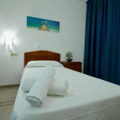 Отель Hostal Residencia Molins Park спа