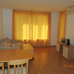 Отель Yassen VIP Apartaments Апартаменты с различными типами кроватей