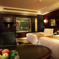 Sheraton Shenzhen Futian Hotel 5* Улучшенный номер с различными типами кроватей
