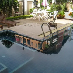 Апартаменты Chaba Garden Apartment Паттайя бассейн