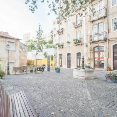 Отель Downtown Comfy Sweet Апартаменты с различными типами кроватей