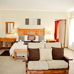 Отель De Old Drift Guest Farm 4* Коттедж с различными типами кроватей фото 3
