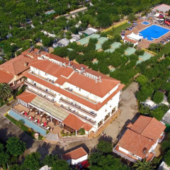 Отель Camping Sunissim La Masia By Locatour Испания, Бланес - отзывы, цены и фото номеров - забронировать отель Camping Sunissim La Masia By Locatour онлайн спортивное сооружение