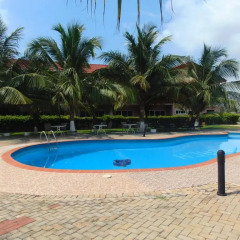 Отель Bojo Beach Resort бассейн
