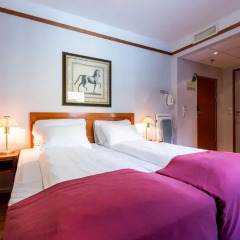 Amalie Hotel 3* Стандартный семейный номер с двуспальной кроватью