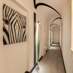 Отель YHR Suite 51 интерьер отеля