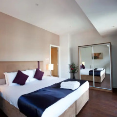 Отель The Spires Glasgow 4* Апартаменты с различными типами кроватей фото 3