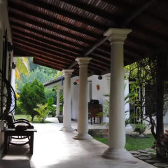Отель Paradise Garden парковка