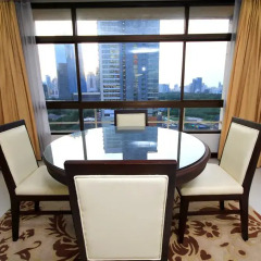 Отель Pinnacle Lumpinee Park 4* Люкс