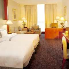 Grand Excelsior Hotel Al Barsha 4* Улучшенный номер с различными типами кроватей фото 6