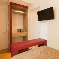 Floris Hotel 3* Улучшенный номер с различными типами кроватей фото 3