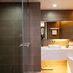 Отель Best Western Premier Sukhumvit Бангкок ванная фото 2