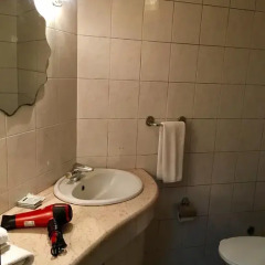 Апартаменты Odessa Old City Apartment ванная