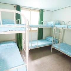 Kimchee Downtown Guesthouse - Hostel Кровать в общем номере с двухъярусной кроватью фото 5