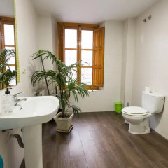 Oh My Hostel Стандартный номер с 2 отдельными кроватями (общая ванная комната) фото 2