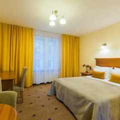 Отель Radi un Draugi 4* Стандартный номер с двуспальной кроватью фото 3