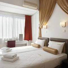 Metropolis Hotel 2* Стандартный номер с двуспальной кроватью фото 6