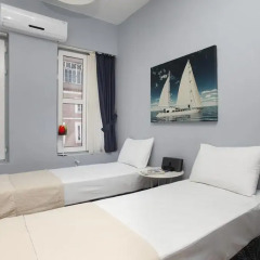 Portus House Istanbul 3* Стандартный номер с двуспальной кроватью (общая ванная комната) фото 6