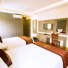 Euro Star Hotel 3* Номер Делюкс с различными типами кроватей
