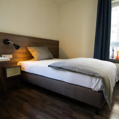 Koncept Hotel zum kostbaren Blut 3* Номер Делюкс с двуспальной кроватью