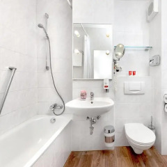 Leonardo Hotel Munich City North 3* Номер Комфорт с различными типами кроватей фото 3